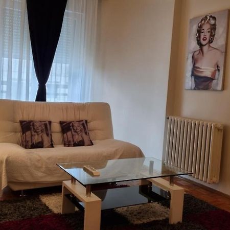 Slavija Square Apartments Belgrad Exterior foto